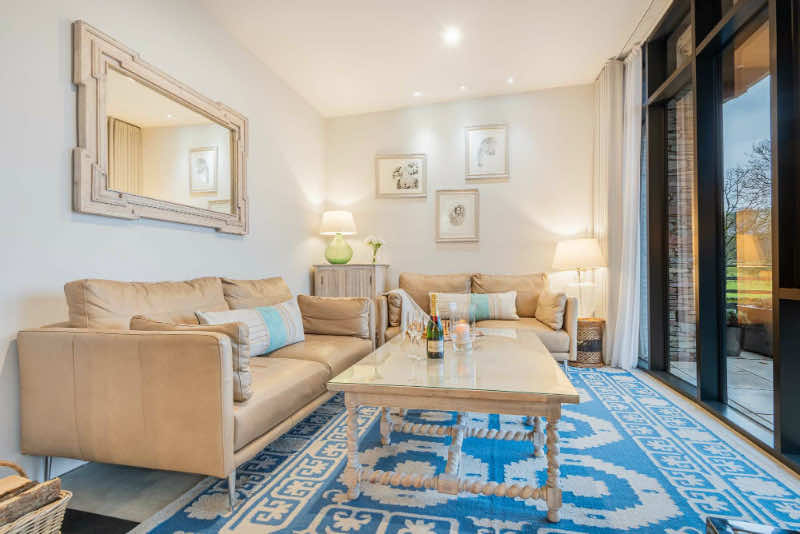 THECOASTALHOUSE